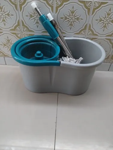 Mop giratório