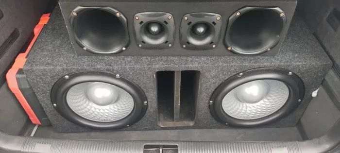 Vendo som automotivo 2.500.00 reais 