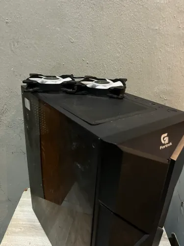 Gabinete gamer fortrek