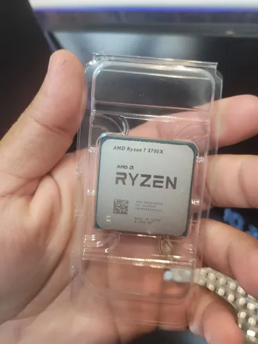 Processador AMD Ryzen 5700x ESTADO DE ZERO !(Apenas Testado)
