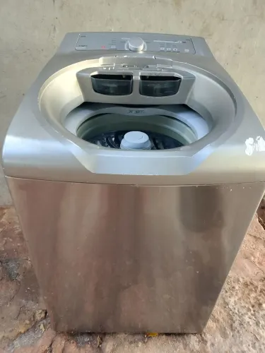 Vendendo essa máquina Brastemp de 11kg
