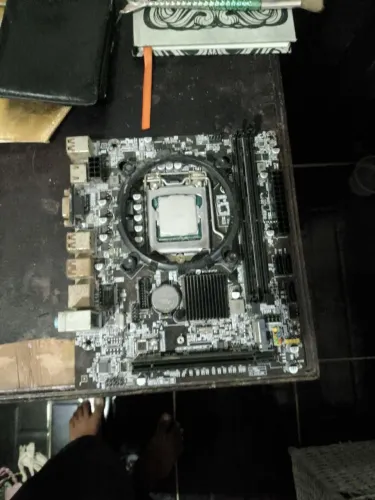 KIT LGA 1151, I3 8100, h310m