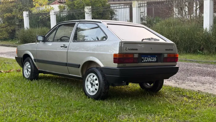 Volkswagen Gol Geração I GL 1.6 8V Álcool Mec. 2P 1989