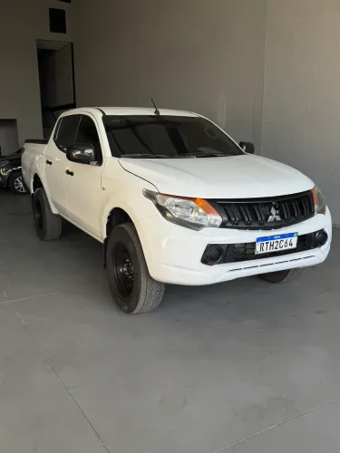 Mitsubishi L200 Triton Sport GLS 2.4 CD Diesel Aut. 2022