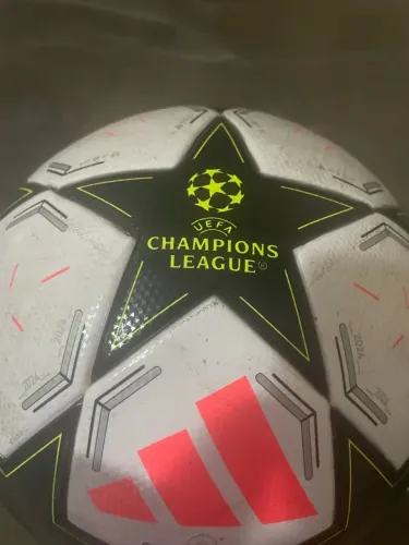 Bola Adidas Championslea League  