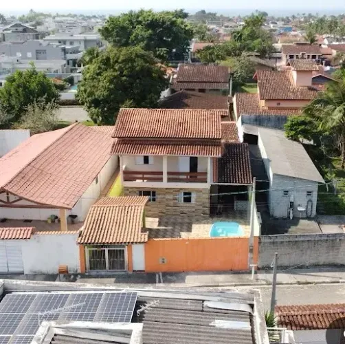Sobrado Condomínio Praia Massaguaçu .para venda possui 250 metros quadrados com 3 quartos
