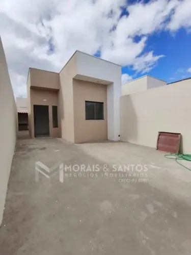 CASA À VENDA NO BAIRRO INDEPENDÊNCIA MONTES CLAROS MG