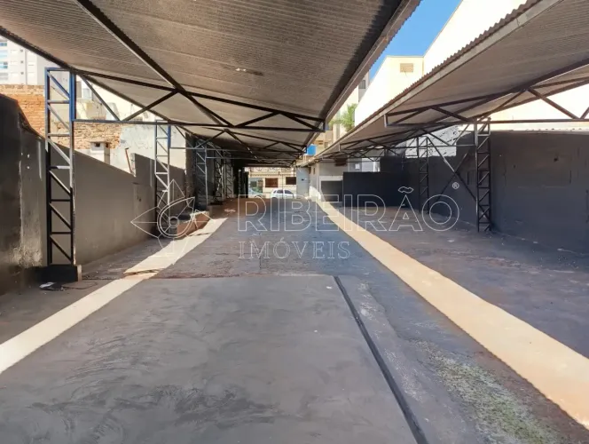 Galpão comercial de 500m² para locação no bairro Santa Cruz do José Jacques