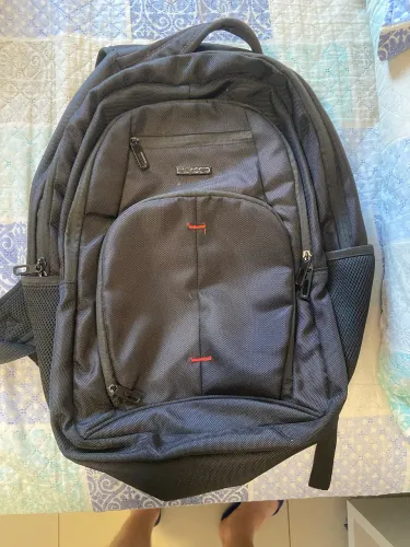 VENDO MOCHILA MULTIFUNCIONAL