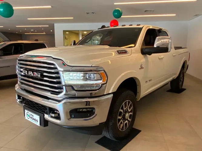 Ram 3500 Limited Longhorn 6.7 TB CD Diesel 2024