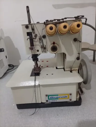  Máquina de costura Galoneira Bracob. Promoção para venda urgente. 