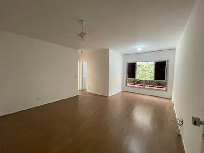 Alugo apartamento com 2 quartos no Centro de Petrópolis-RJ - Cod 91217