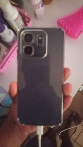 Estou vendo um infinix aceito proposta meu contato *
