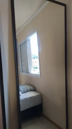 Vendo Guarda-Roupa