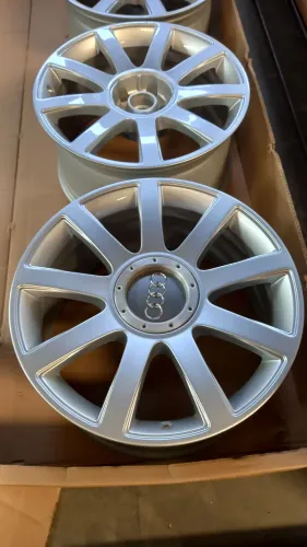 Rodas Originais Audi RS4 B5 18"