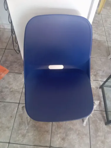 Cadeira decorativa azul NOVA