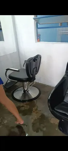 Cadeira de salão que deita e lavatório
