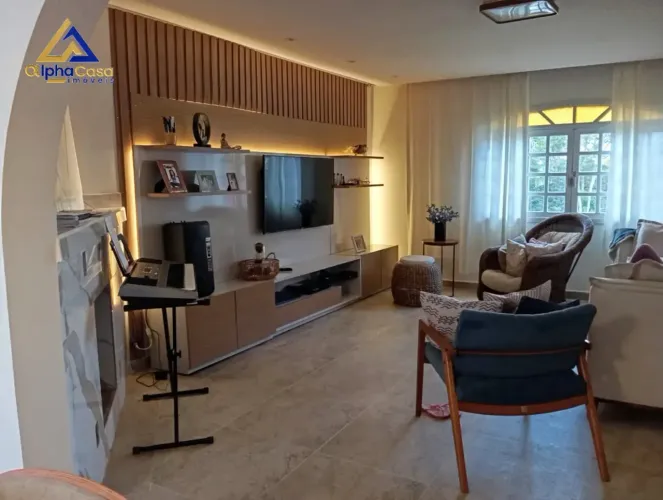 Casa hiper aconchegante 3 dormitórios sendo 2 suites