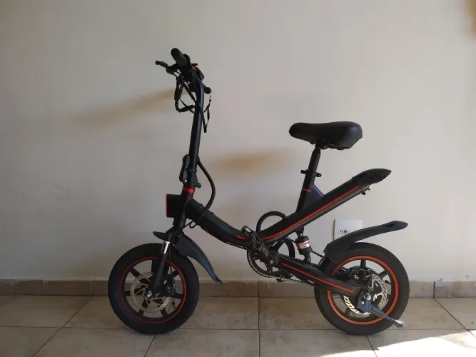 Scooter elétrica