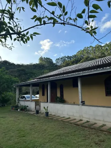 Vende-se sítio em São João do Garrafão (terra do morango), Santa Maria de Jetiba ES,