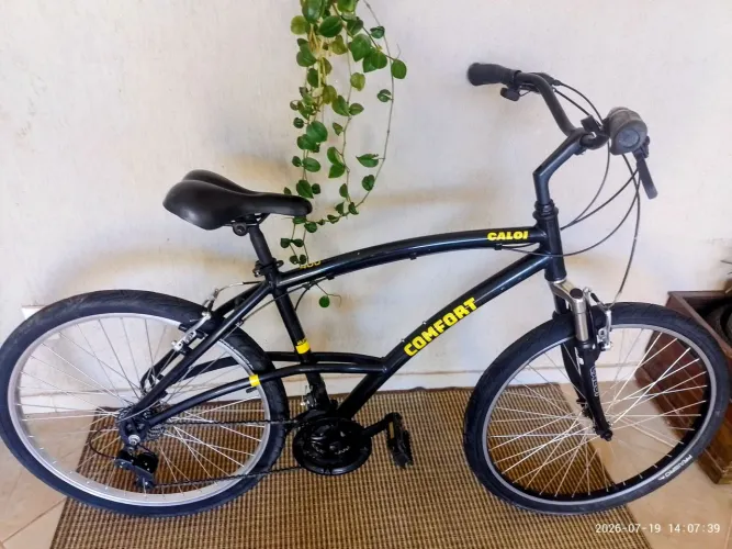 Bicicleta Caloi comfort aro 26 alumínio 21 marchas
