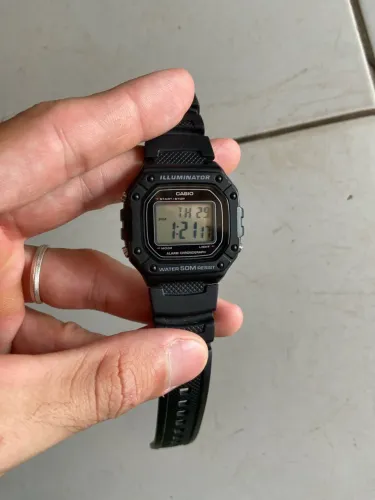 Relogio casio iluminator W218H 1AV