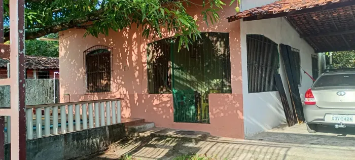 Casa com piscina/MARUDA