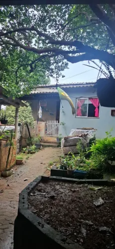 Terreno a venda perto de tudo com casa