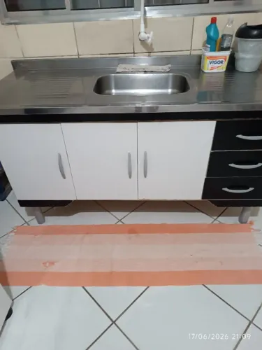 Gabinete de cozinha completo