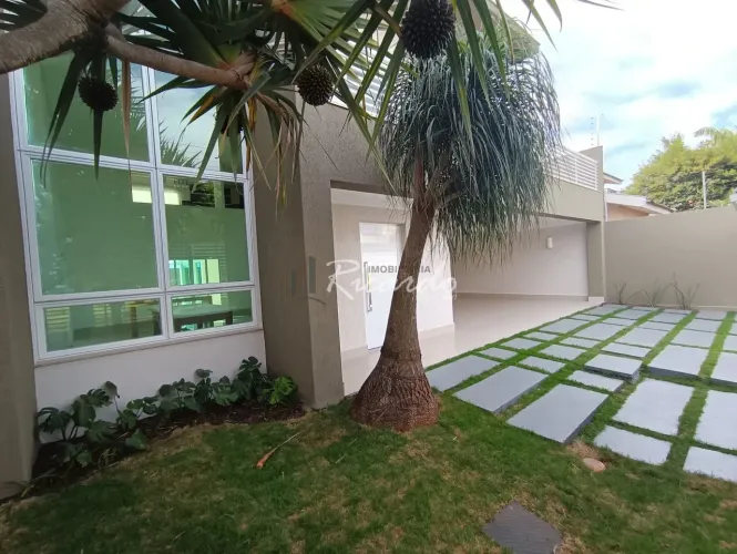 Sobrado de alto padrão para locação, Jardim Morumbi, Arapongas, PR
