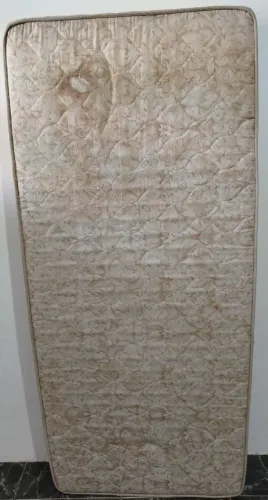 Excelente colchão de solteiro Ortobom D33.
