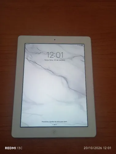 iPad 4 Geracao Sem marcas de uso, funcionando perfeitamente - bateria trocada recentemente