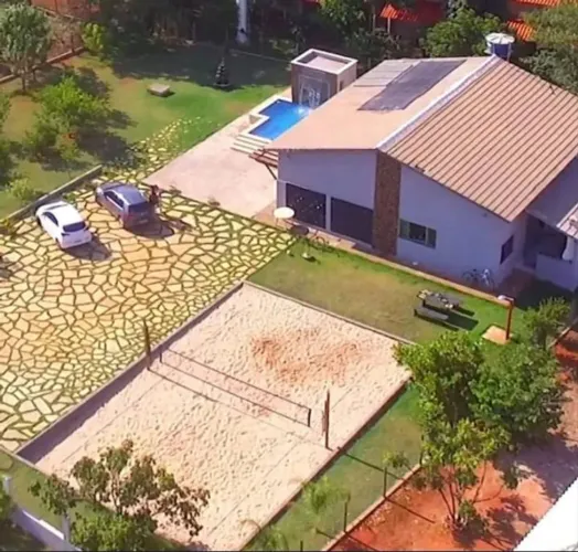 VENDE - SE, CHÁCARA DE LAZER NO CONDOMÍNIO RECANTO DA SERRA, EM GUAPÓ.
