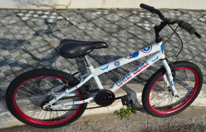 Bicicleta Aro 20 Infantil Capitão América - Pintura Artística Exclusiva