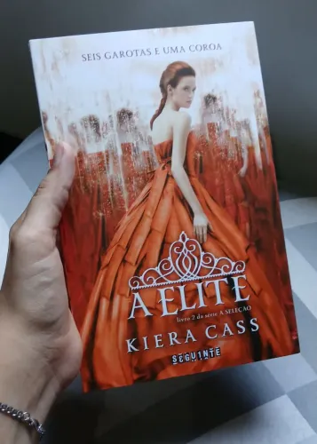 Livro: A Elite - Kiera Cass
