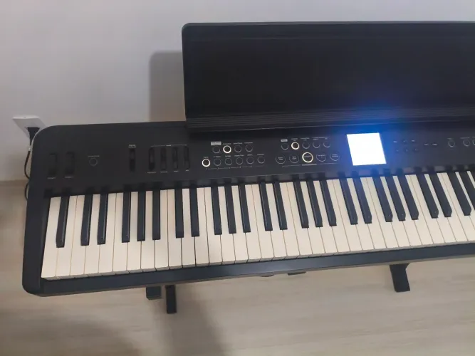 Piano digital Roland FPE50