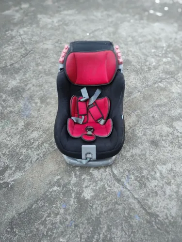 Cadeirinha infantil para carro