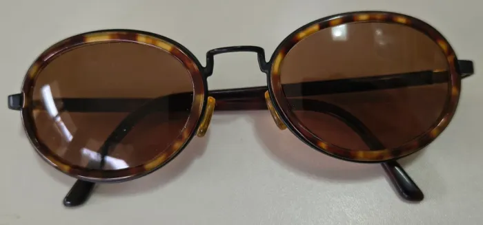 Óculos oval vintage GFF (Gianfranco Ferré)