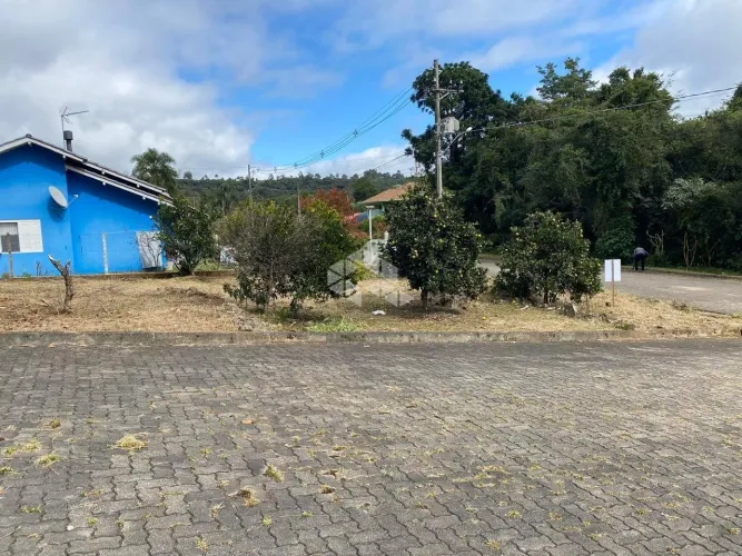 Terreno plano de esquina em Nova Petrópolis
