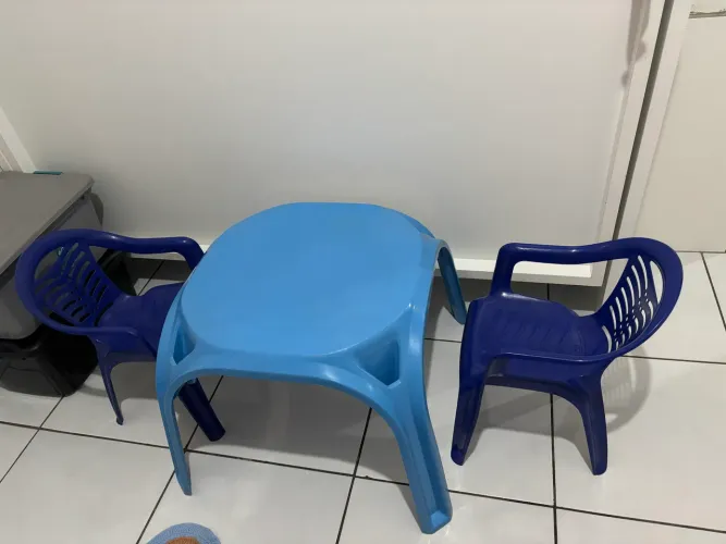 Kit mesa e cadeira infantil 