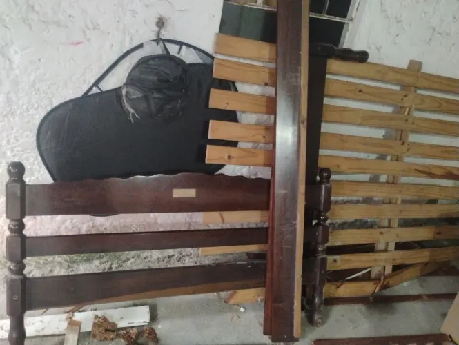 Cama casal madeira