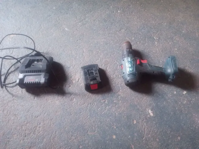 Parafusadeira BOSCH PROFISSIONAL 18 v 20 ah