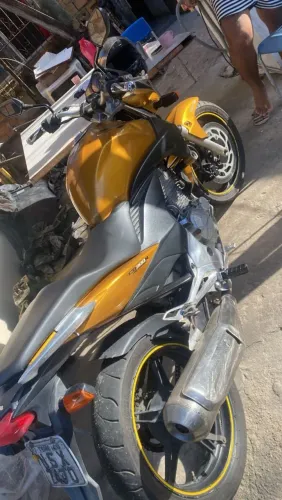 Vendo cb300r 6.000