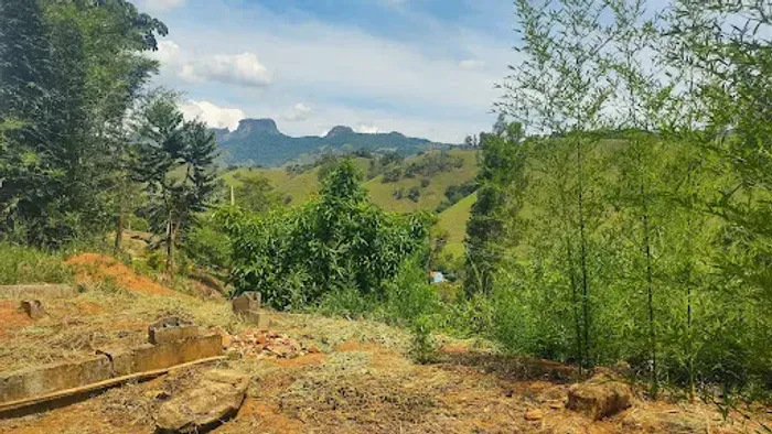 Terreno à venda, 1.000 m² por R$ 350.000 - Bairro do Quilombo - São Bento do Sapucaí/SP