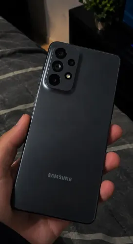 Samsung A73 