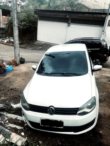 Volkswagen Fox 1.0 MI Total Flex 8V 3P 2014