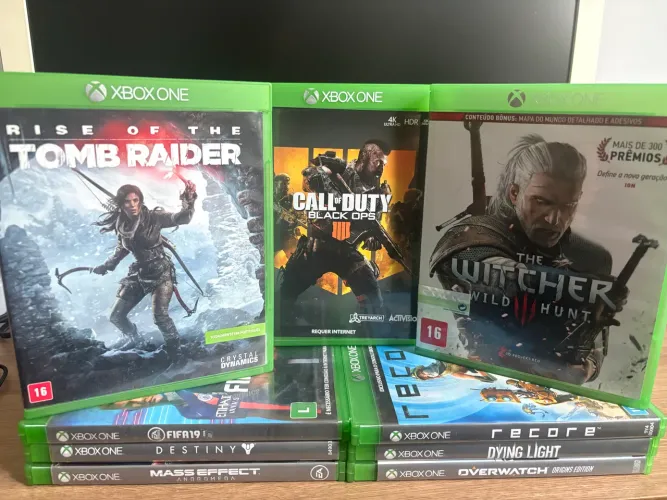 Lote Xbox one 9 jogos impecáveis