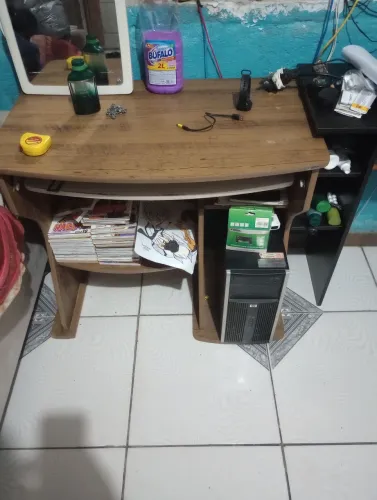 Uma mesinha resistente