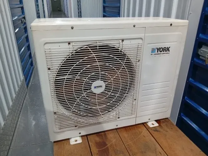 Ar Condicionado - 18.000 BTUs - Quente e Frio - Perfeito