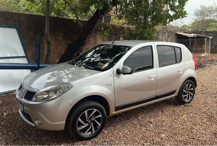 Renault Sandero Expression Hi-flex 1.6 8V 5P 2011